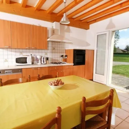 House Les Acacias 2 *